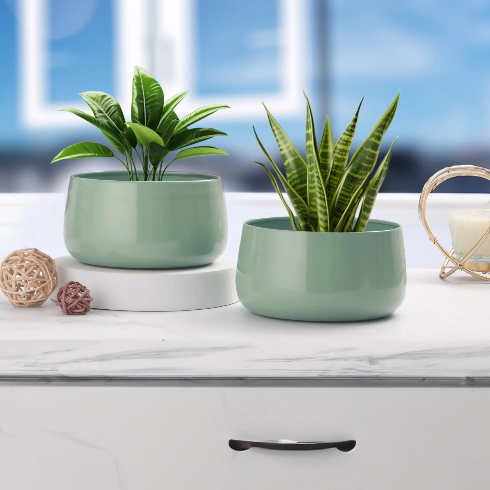 Aqua Mist Metal Small Planter Pot