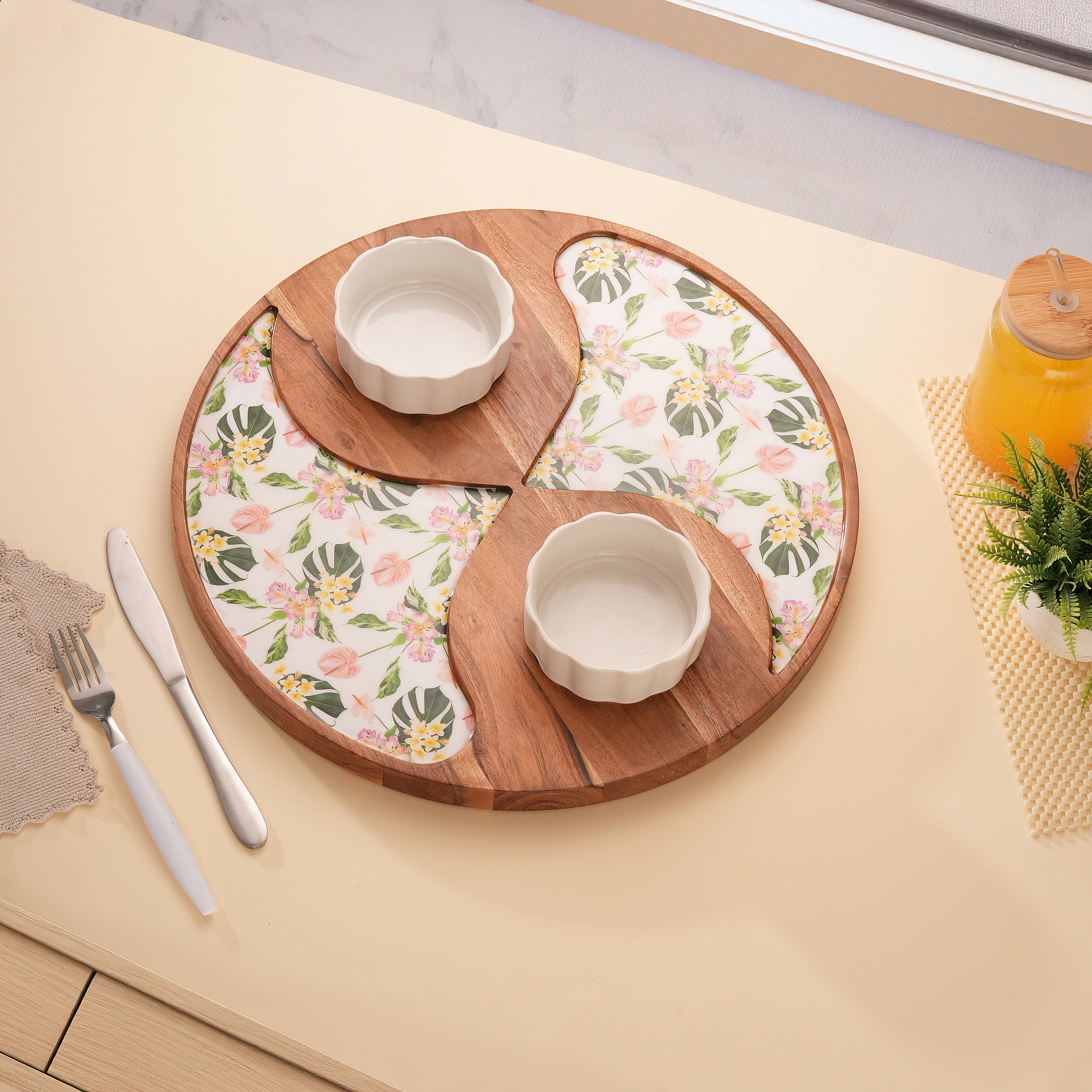 Floral Enamel Round Wooden Platter - Double Bowl Set