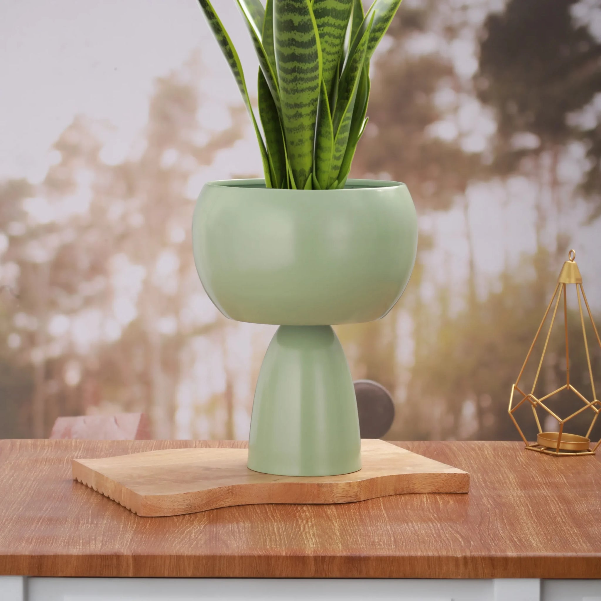 Aqua Mist Pedestal Planter Stand